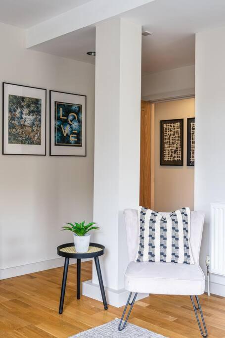Stunning 2 Bedroom Apartment In Converted Chapel Bath Exteriér fotografie